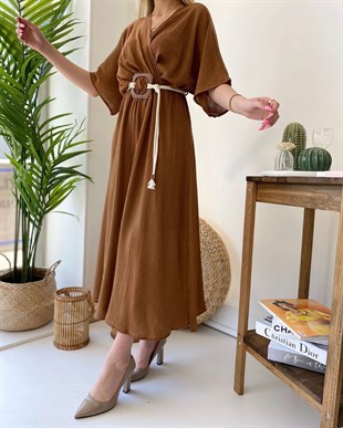Yarasa Kol Kruvaze Bel Lastik Elbise - Kahverengi